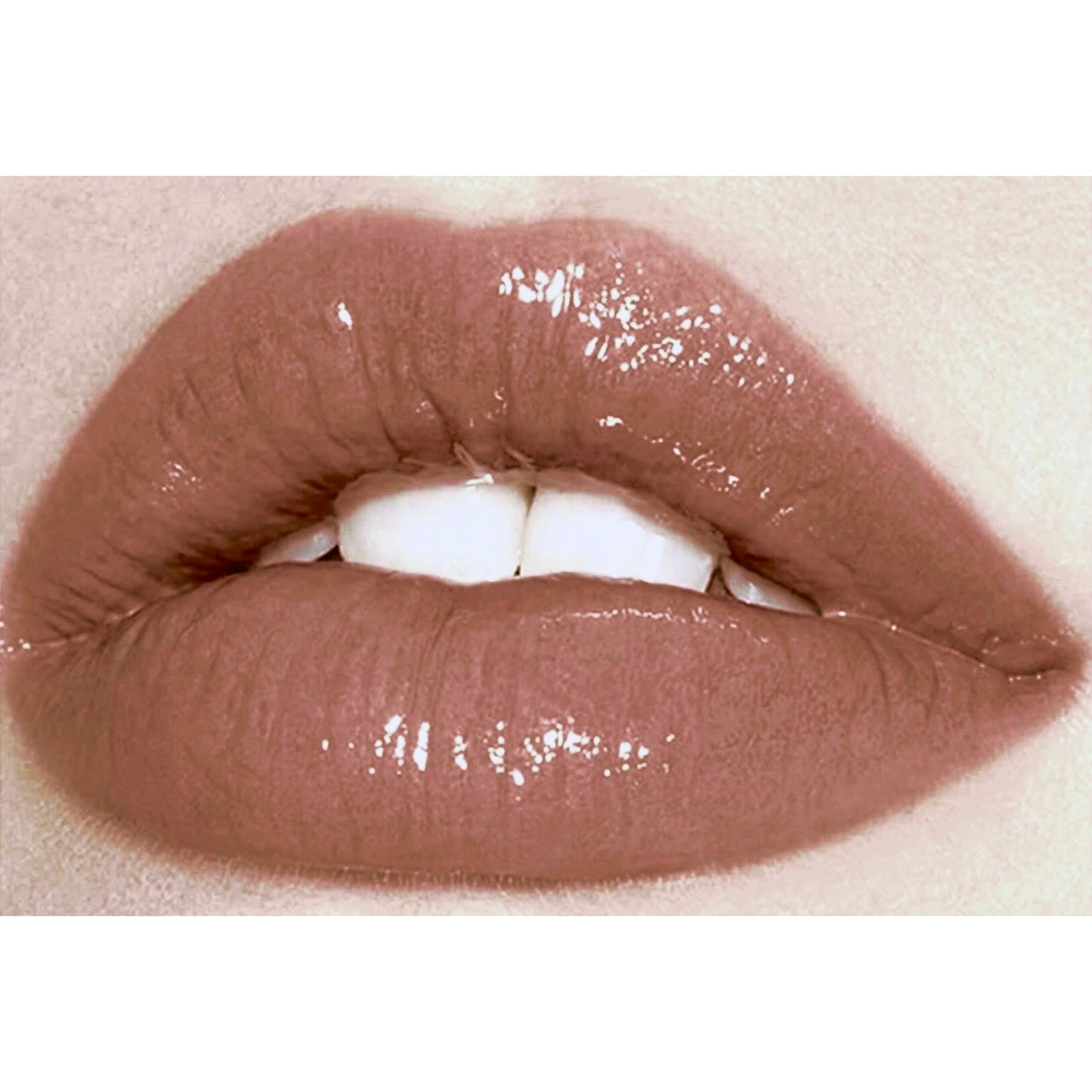 Tinted Lip Gloss in the Shade (Mocha)